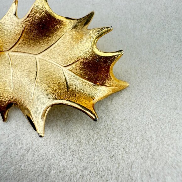 Gold Plated Leaf Brooch By Grosse Germany 1960 Vintage Jewelry Fall Nature Desig - Picture 2 of 5